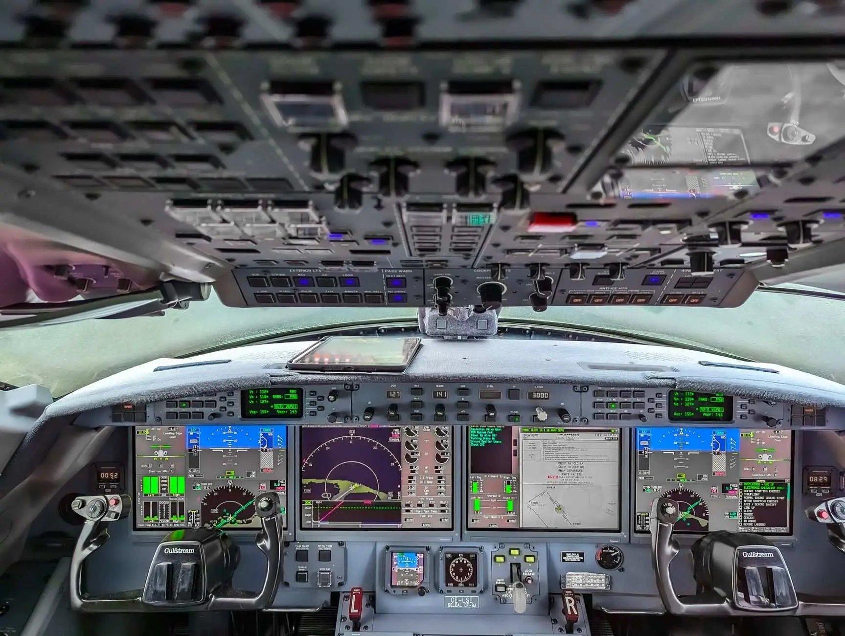 Aviation Marketing ROI: How to Measure What Works cover image