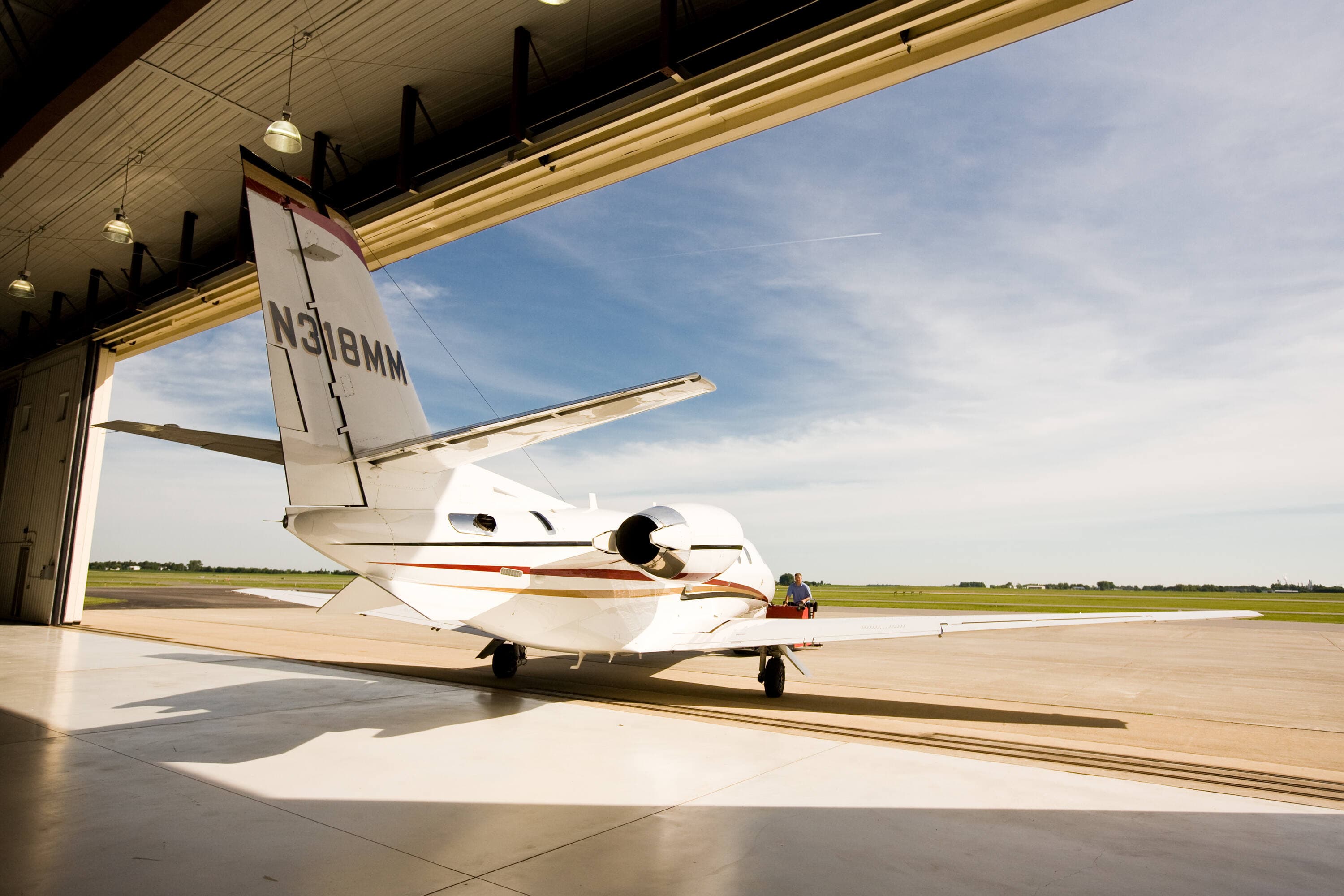 PPC vs SEO: Which Channel Actually Drives More Charter Bookings?